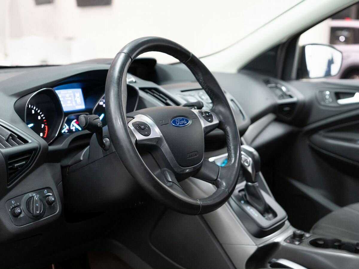 Ford Kuga б/у, 2014, Автоматическая. Фото: #4