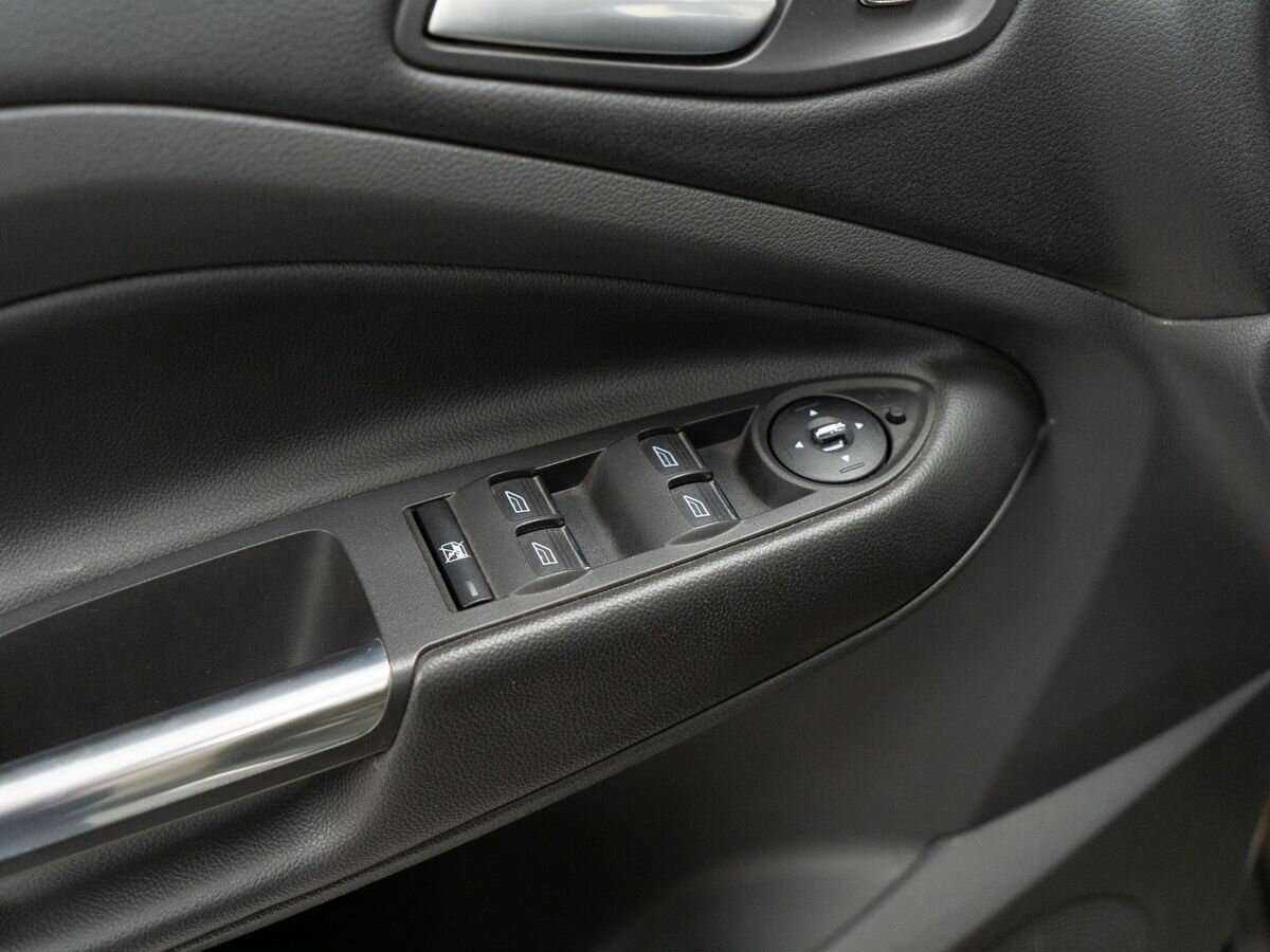 Ford Kuga б/у, 2014, Автоматическая. Фото: #11