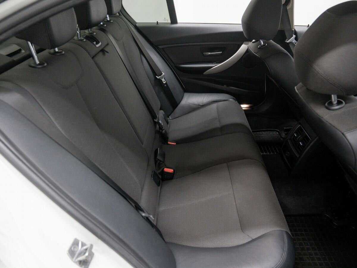 BMW 3 серии б/у, 2016, Автоматическая. Фото: #8