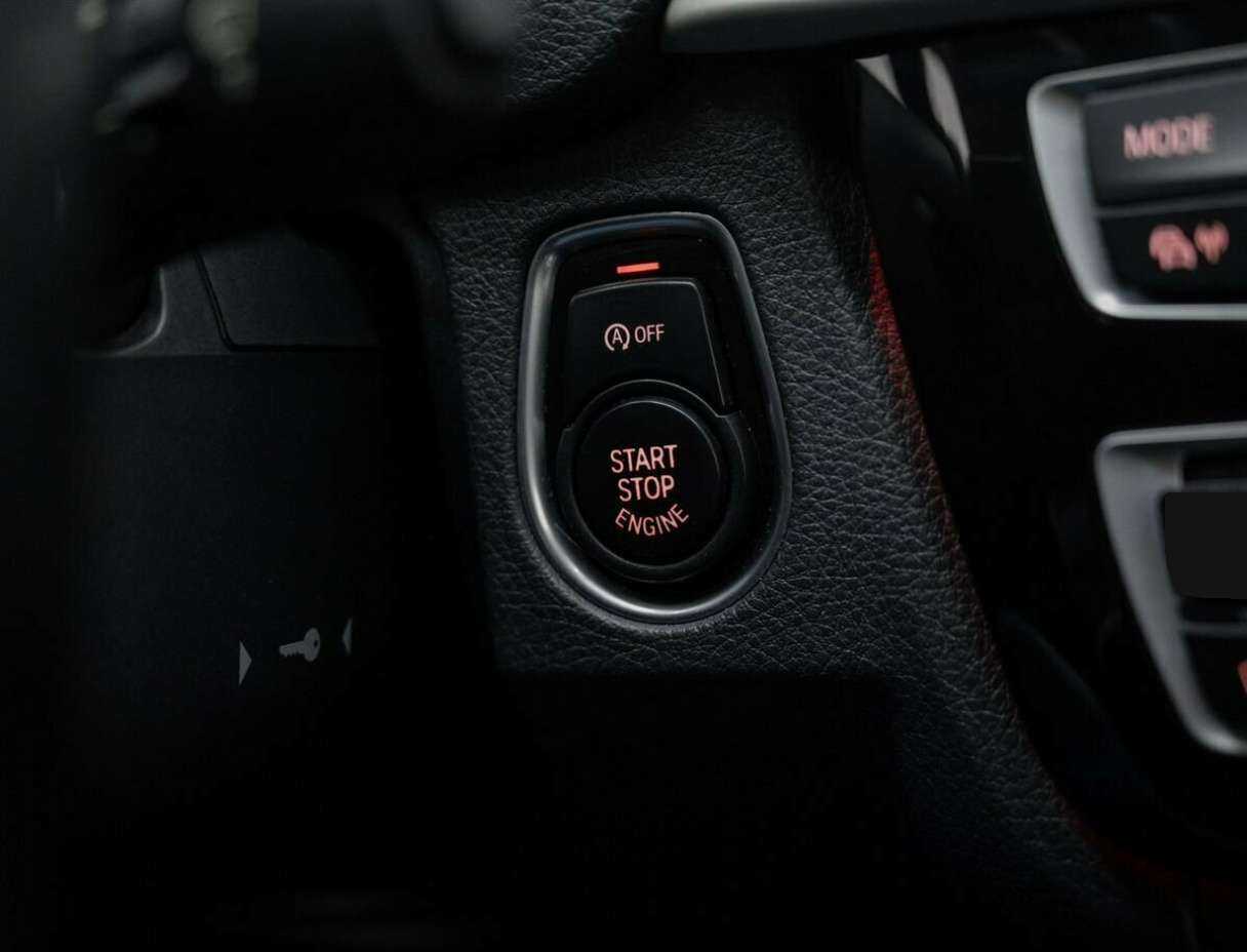 BMW 3 серии б/у, 2016, Автоматическая. Фото: #20