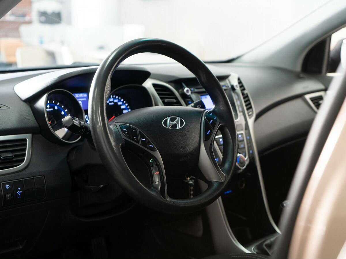 Hyundai i30 б/у, 2013, Механическая. Фото: #4