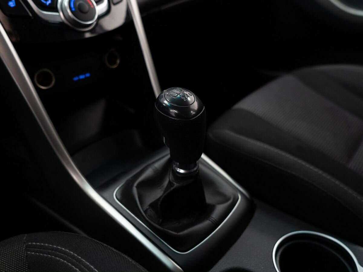 Hyundai i30 б/у, 2013, Механическая. Фото: #12