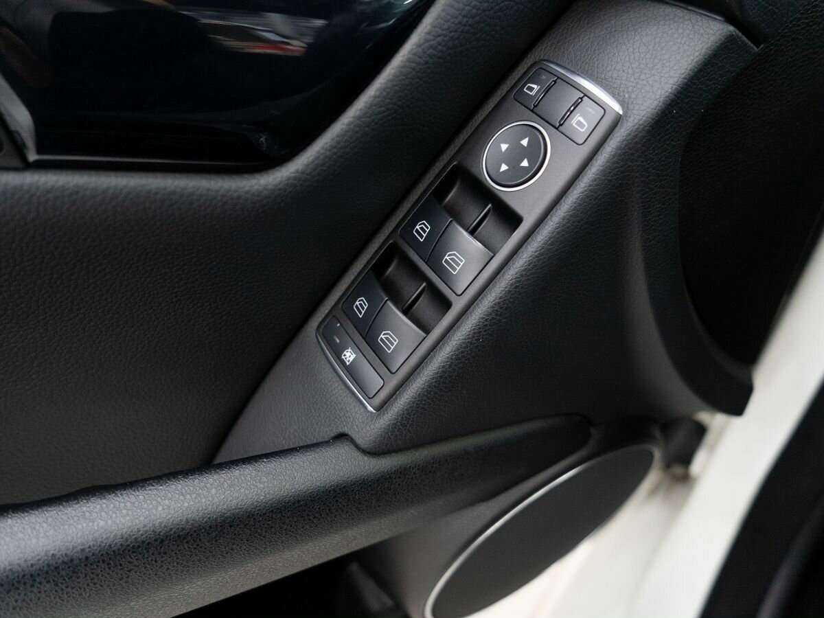 Mercedes-Benz C-Класс б/у, 2012, Автоматическая. Фото: #13