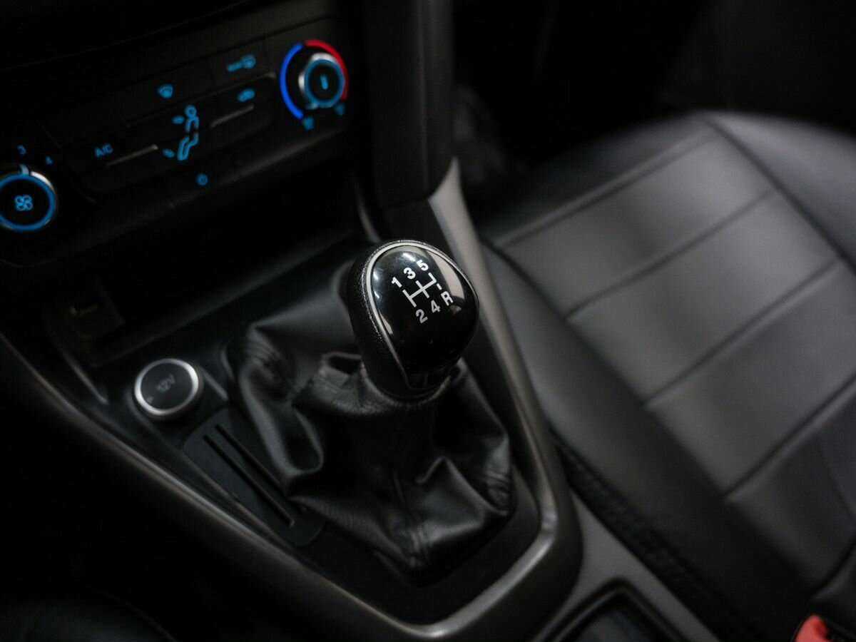 Форд Фокус б/у, 2016, Механическая. Фото: #18