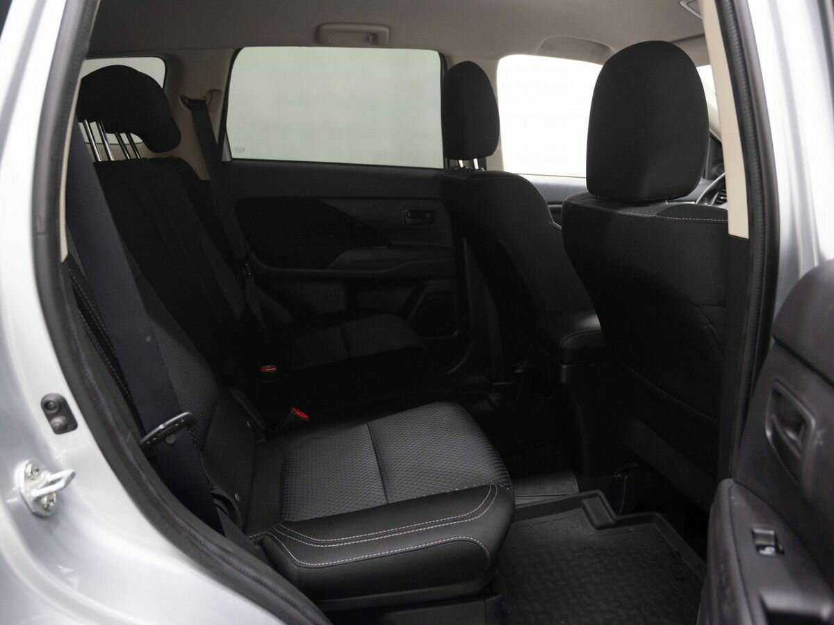 Mitsubishi Outlander б/у, 2019, Вариатор. Фото: #9