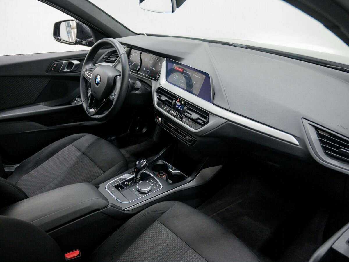 BMW 1 серии б/у, 2019, Роботизированная. Фото: #6