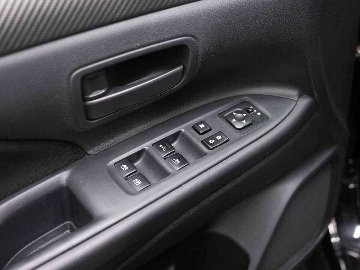 Mitsubishi Outlander б/у, 2018, Вариатор. Фото: #15