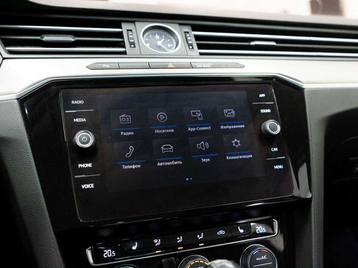 Volkswagen Passat б/у, 2017, Роботизированная. Фото: #12