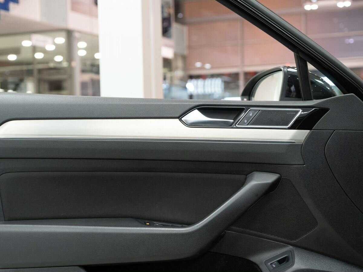 Volkswagen Passat б/у, 2017, Роботизированная. Фото: #15