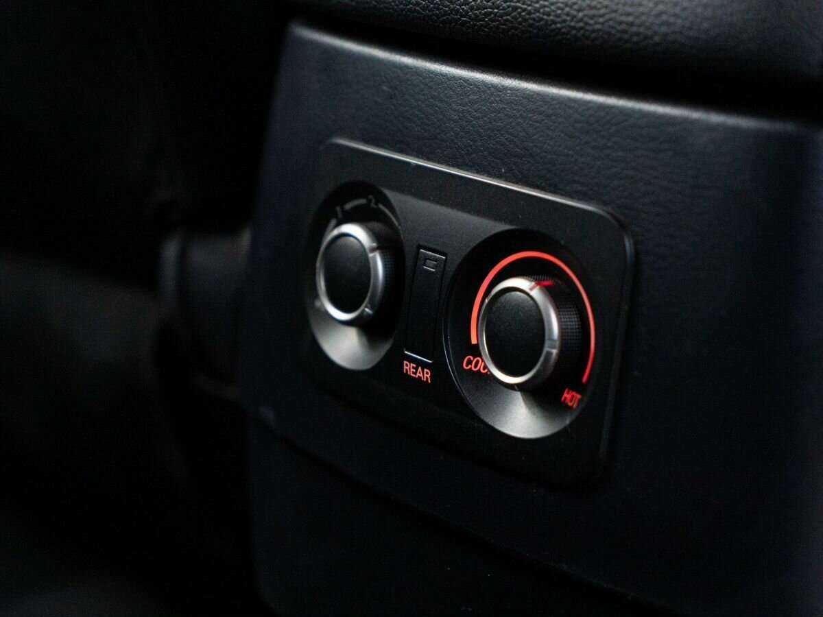 Mitsubishi Pajero б/у, 2012, Автоматическая. Фото: #16