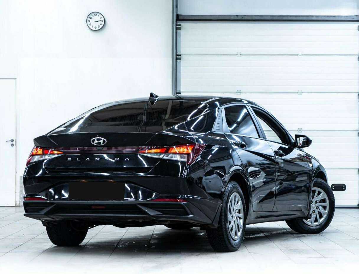 Hyundai Elantra б/у, 2021, Автоматическая. Фото: #2