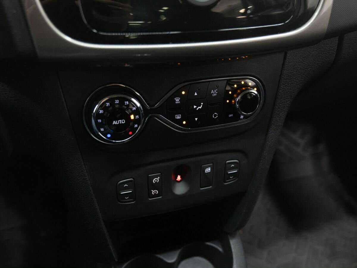 Рено Логан б/у, 2020, Механическая. Фото: #17