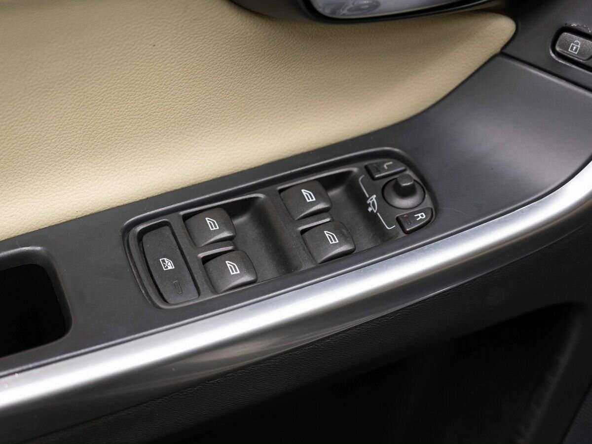 Volvo XC60 б/у, 2014, Автоматическая. Фото: #18