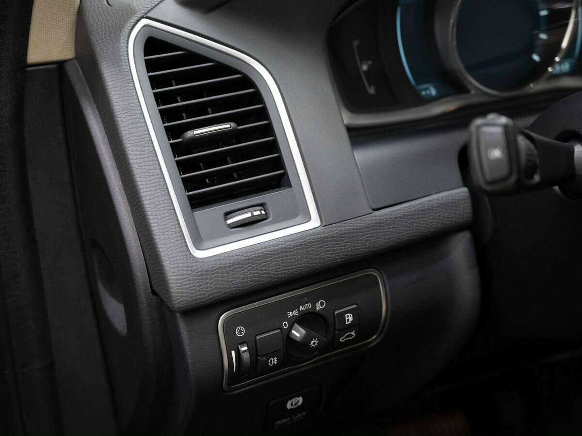 Volvo XC60 б/у, 2014, Автоматическая. Фото: #20