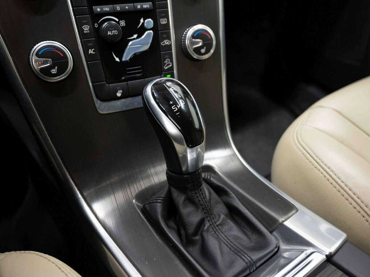 Volvo XC60 б/у, 2014, Автоматическая. Фото: #22