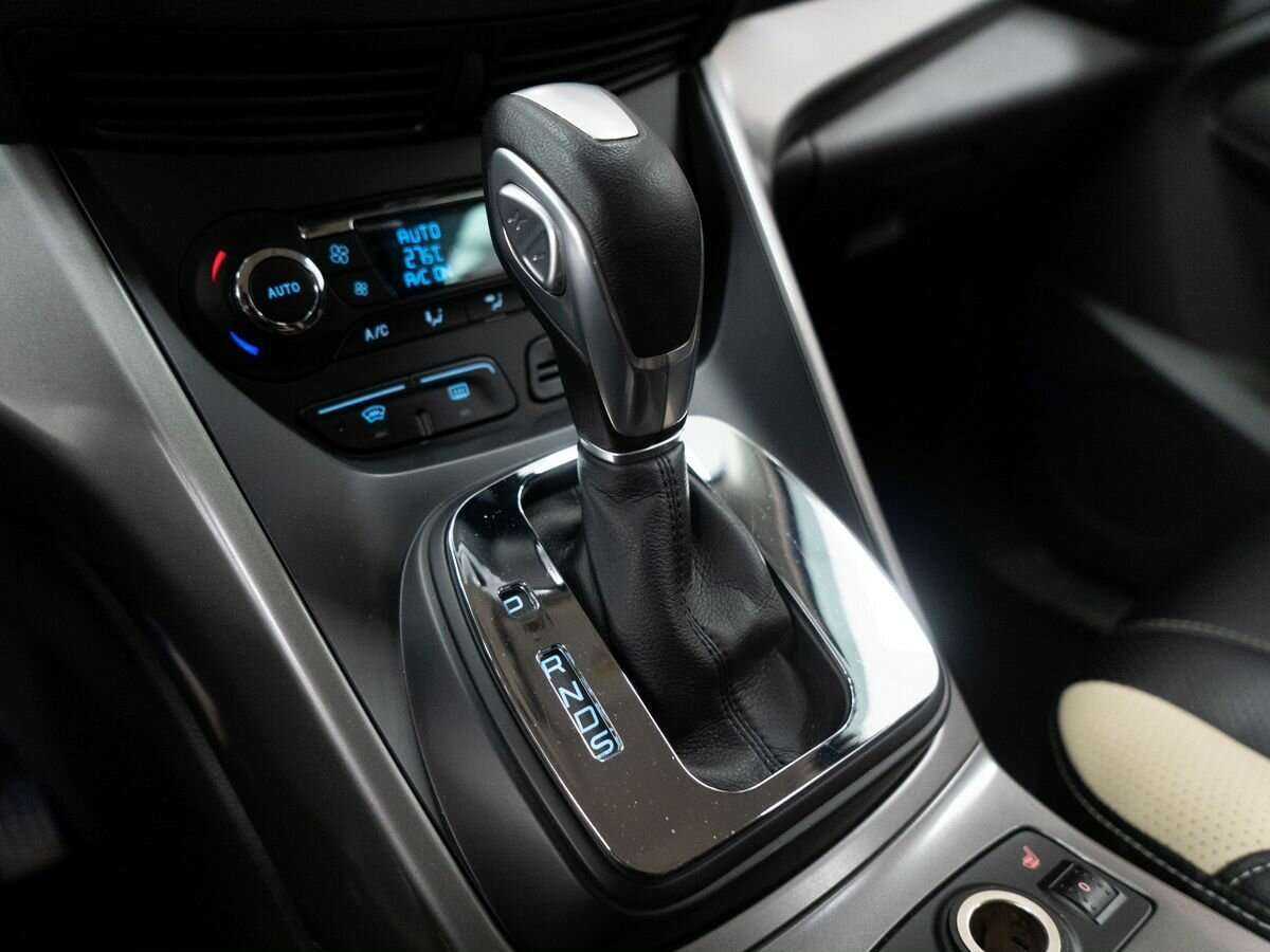 Ford Kuga б/у, 2015, Автоматическая. Фото: #9