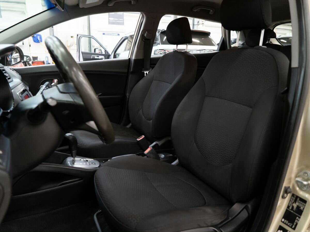 Kia Rio б/у, 2012, Автоматическая. Фото: #4