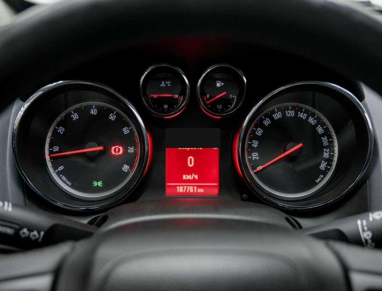 Опель Астра б/у, 2013, Механическая. Фото: #20