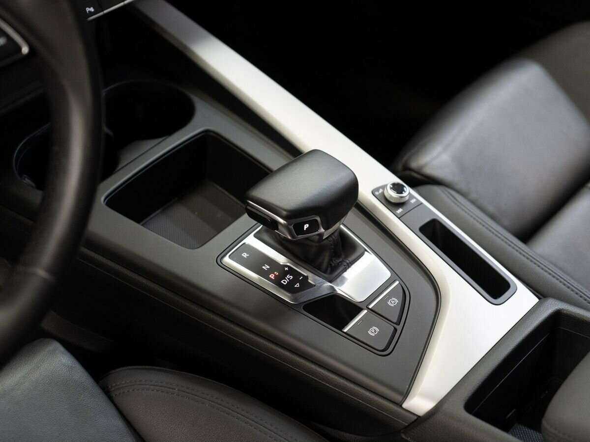 Audi A4 б/у, 2020, Роботизированная. Фото: #12