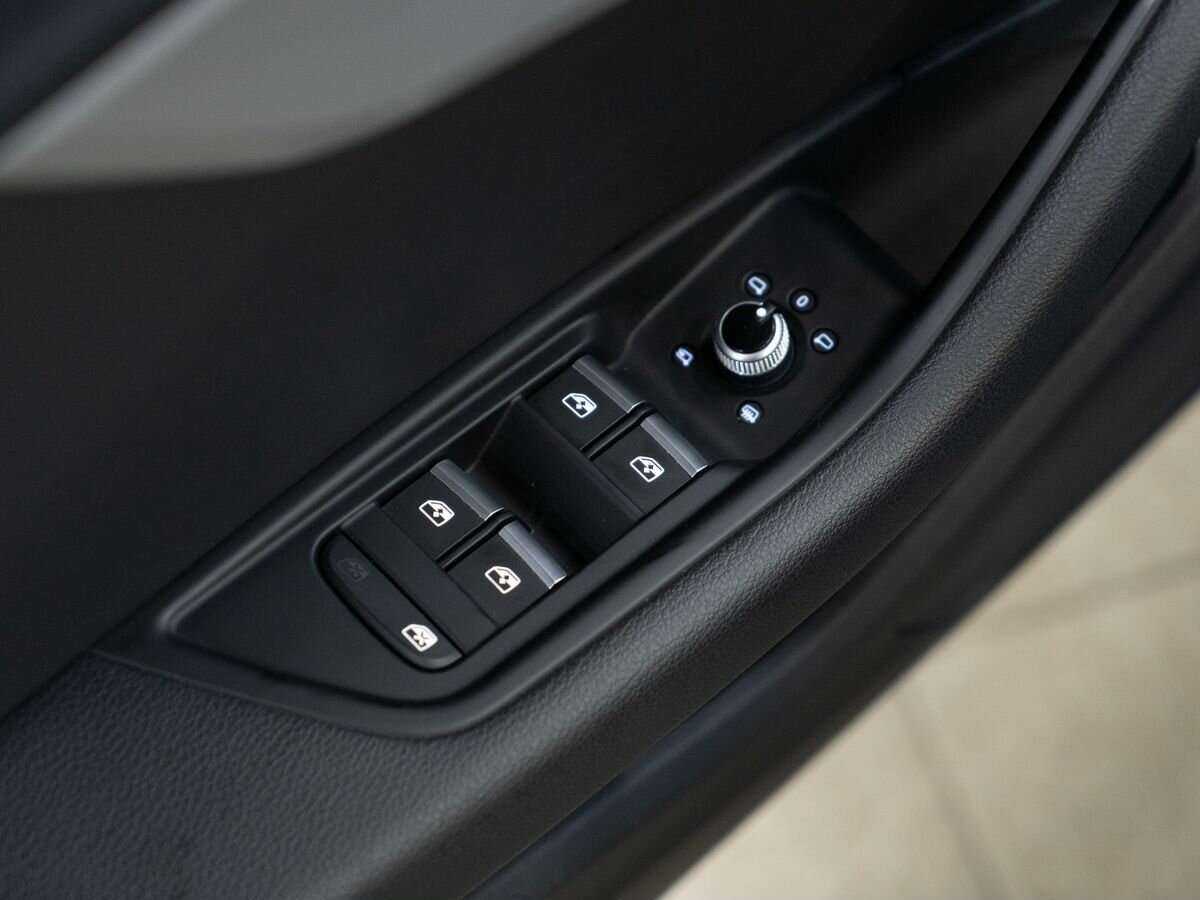 Audi A4 б/у, 2020, Роботизированная. Фото: #15