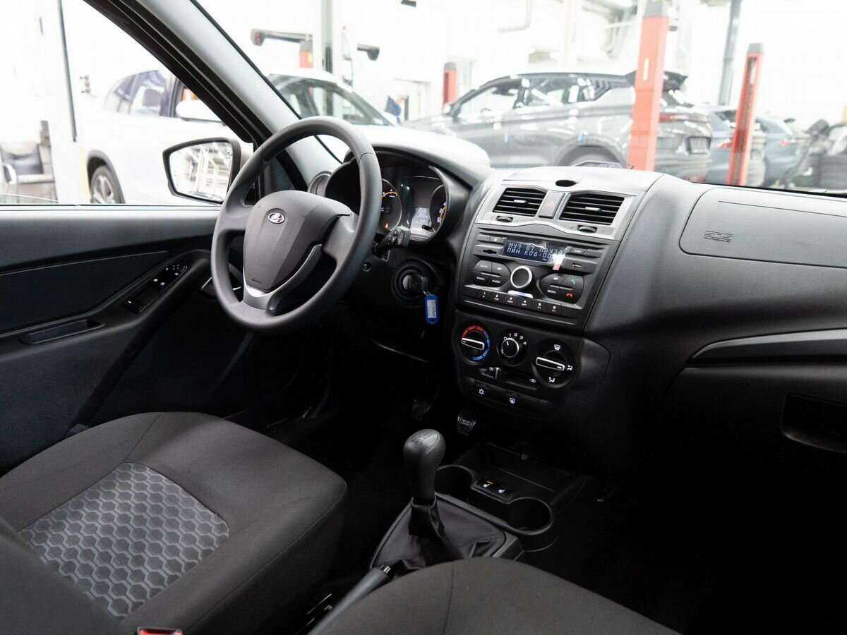 Lada (ВАЗ) Granta б/у, 2021, Механическая. Фото: #16