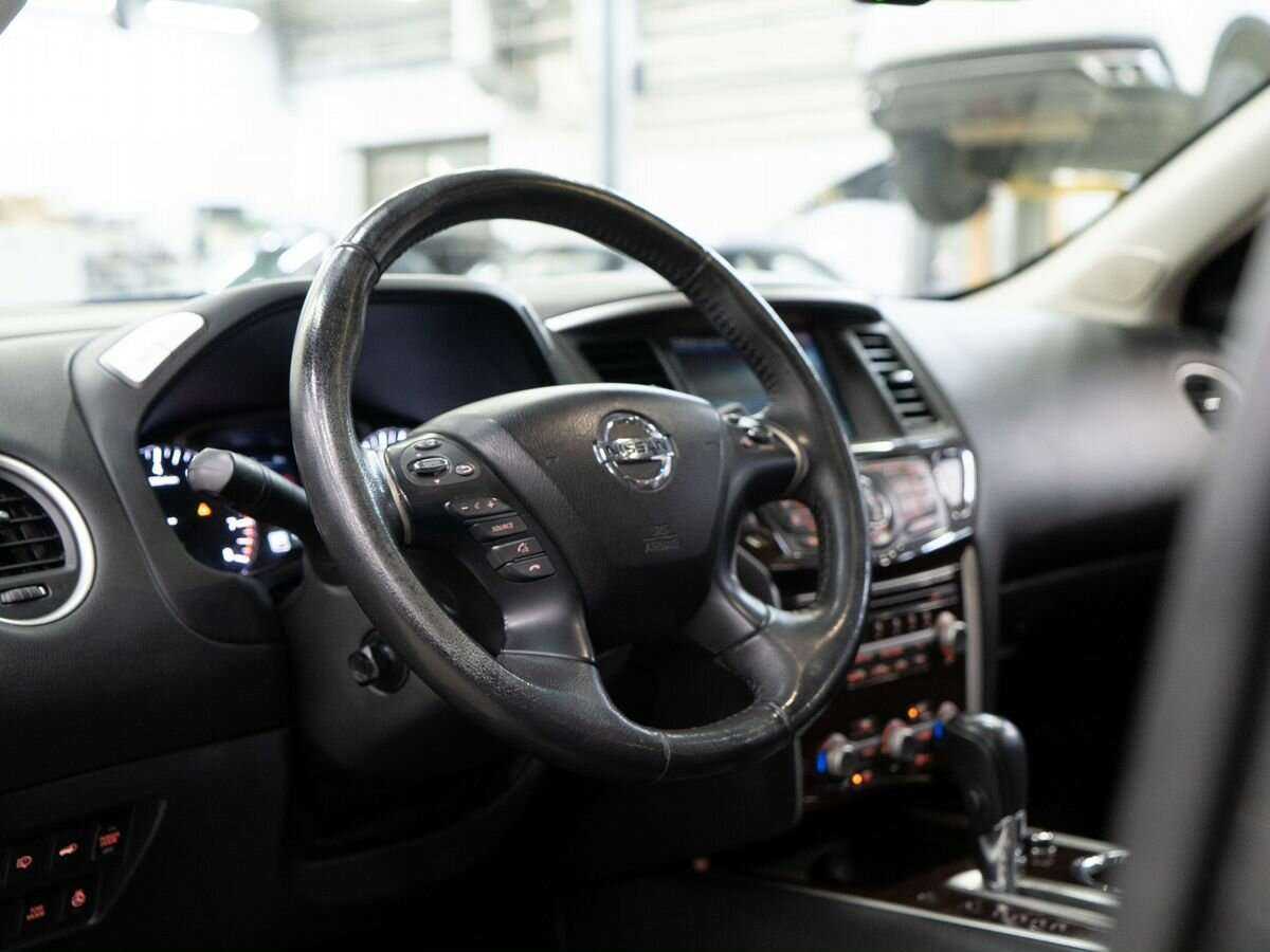 Nissan Pathfinder б/у, 2015, Вариатор. Фото: #4