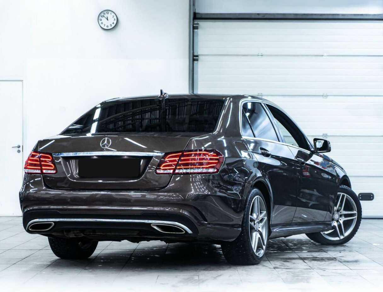 Mercedes-Benz E-Класс б/у, 2013, Автоматическая. Фото: #2