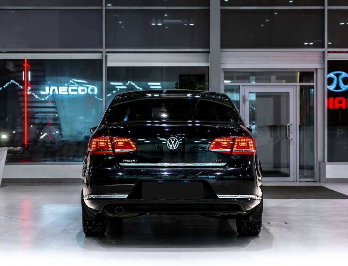 Volkswagen Passat б/у, 2013, Роботизированная. Фото: #4