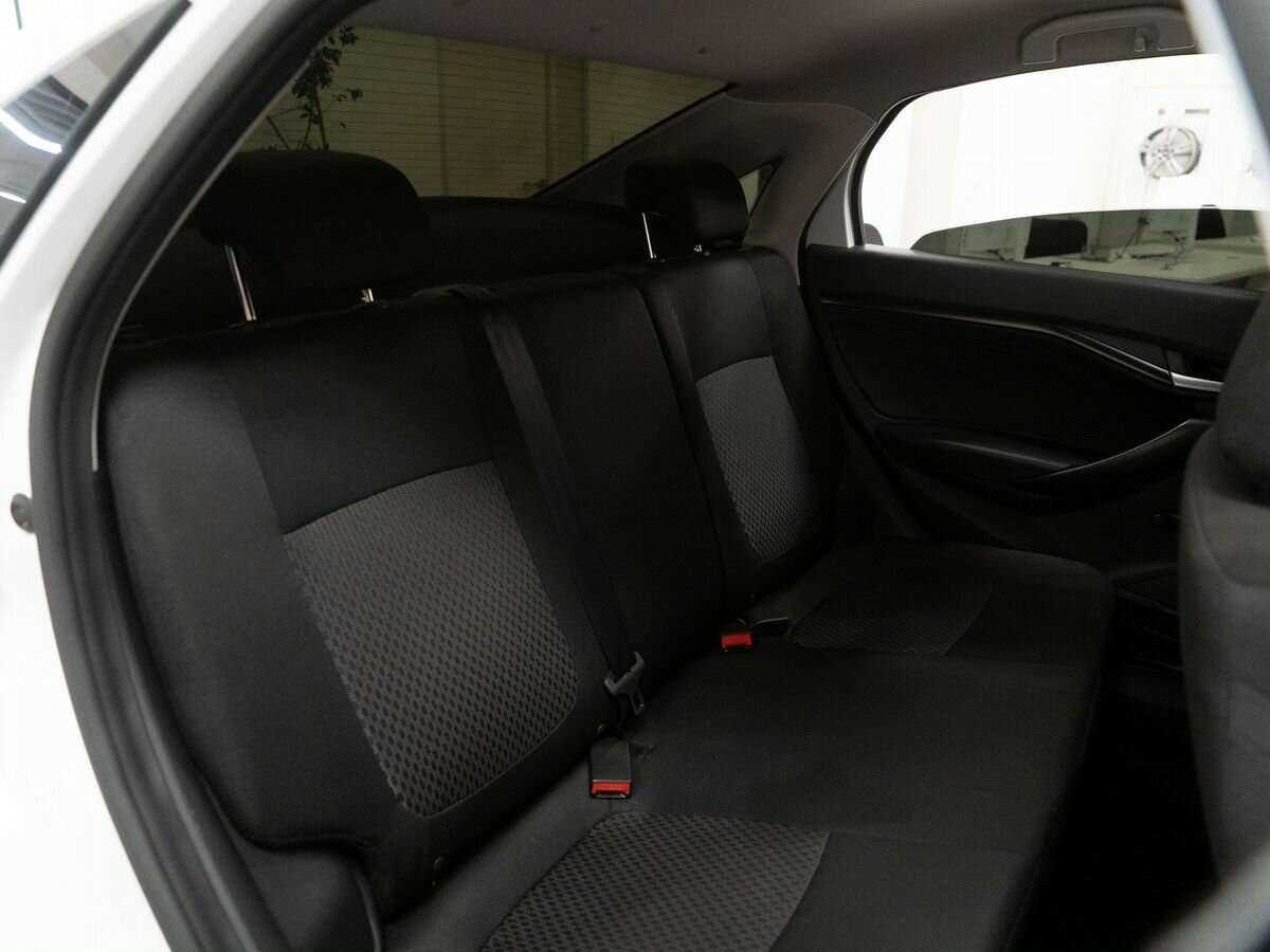 Lada (ВАЗ) Vesta б/у, 2021, Механическая. Фото: #7