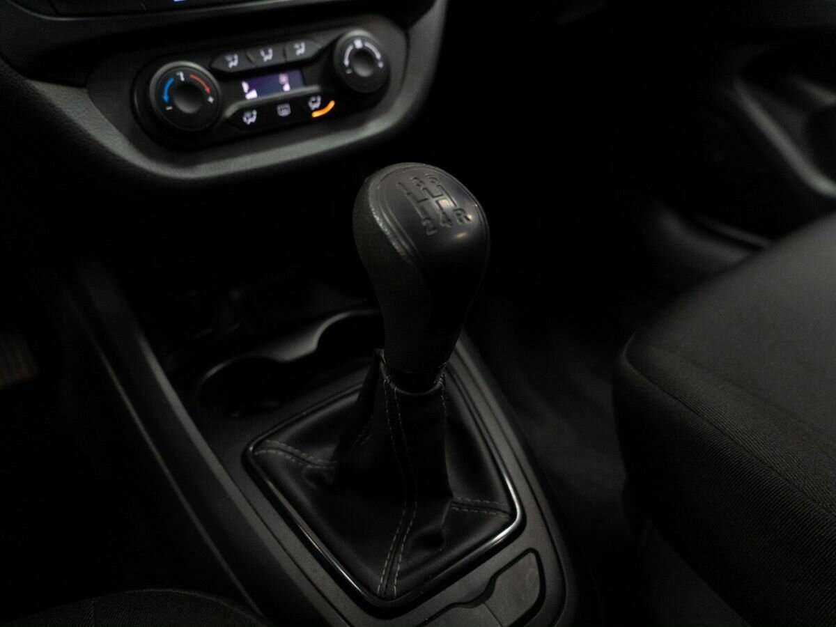 Lada (ВАЗ) Vesta б/у, 2021, Механическая. Фото: #12