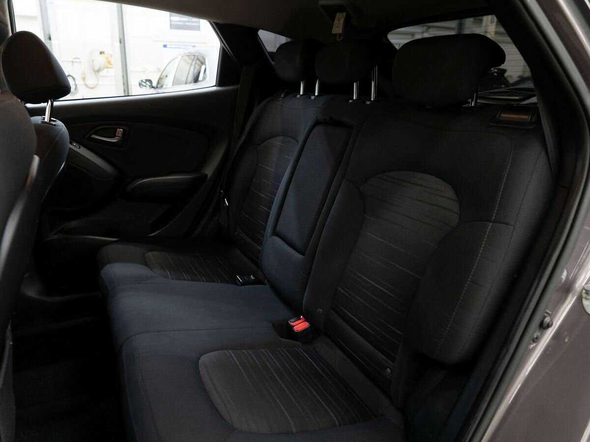 Hyundai ix35 б/у, 2014, Автоматическая. Фото: #6