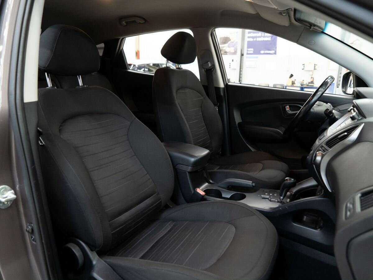 Hyundai ix35 б/у, 2014, Автоматическая. Фото: #8