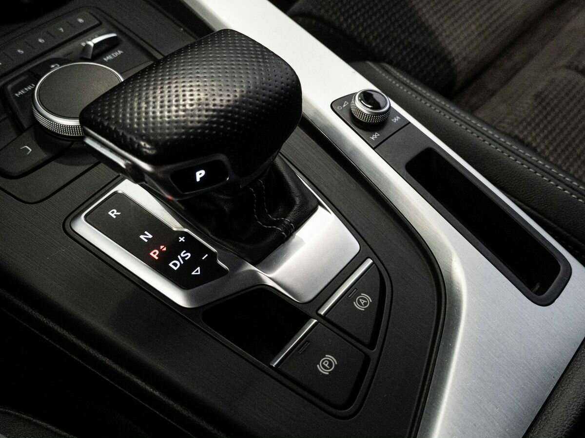 Audi A4 б/у, 2018, Роботизированная. Фото: #24