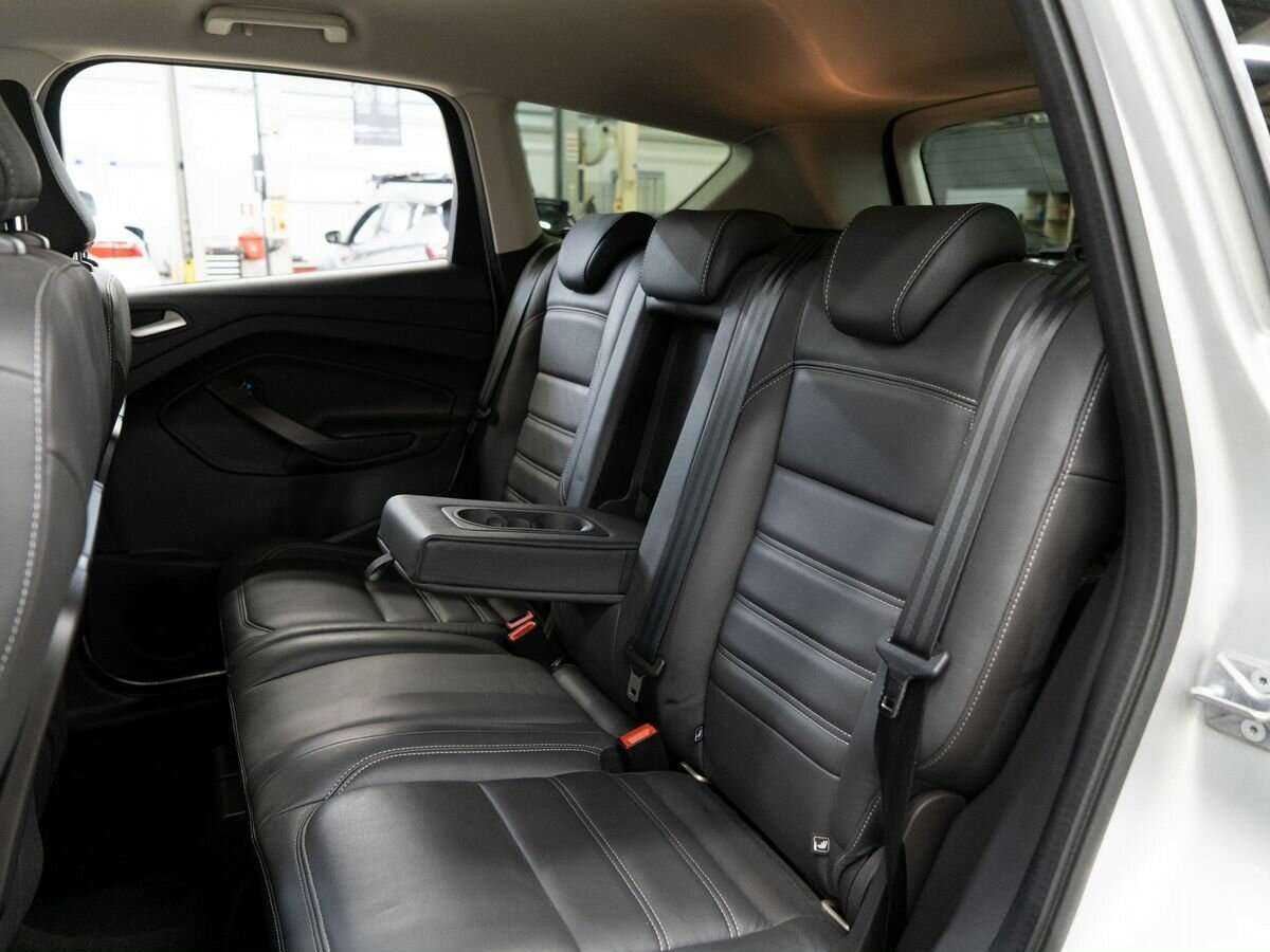 Ford Kuga б/у, 2017, Автоматическая. Фото: #6