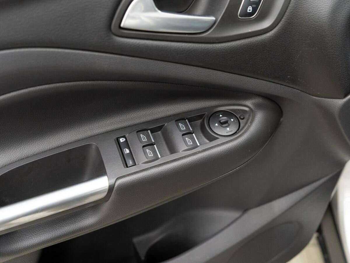 Ford Kuga б/у, 2017, Автоматическая. Фото: #14