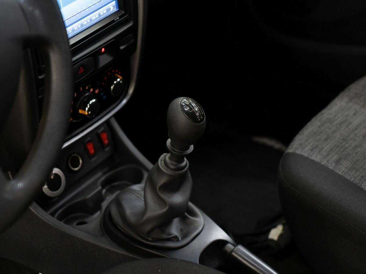 Renault Duster б/у, 2012, Механическая. Фото: #10