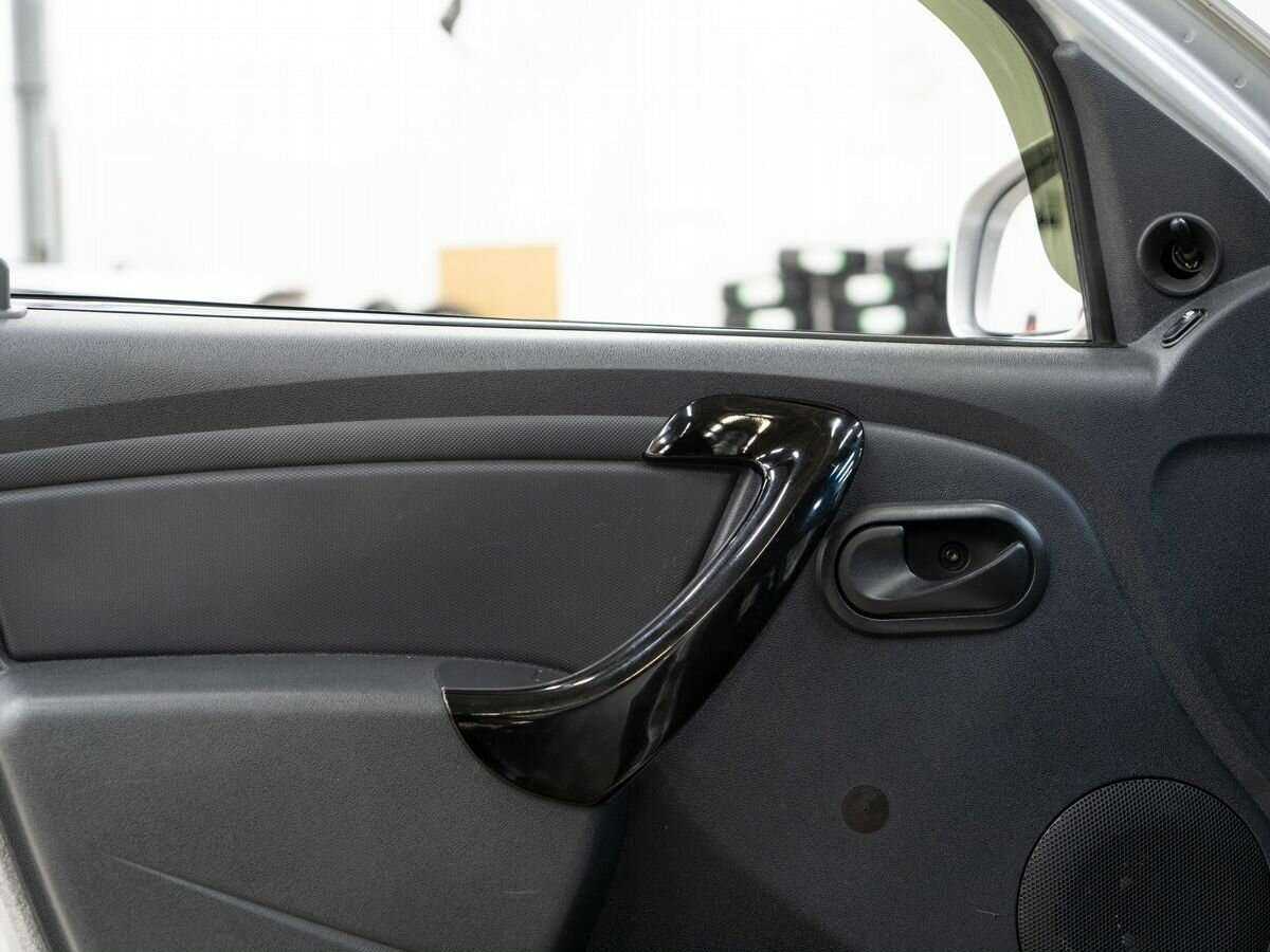 Renault Duster б/у, 2012, Механическая. Фото: #13