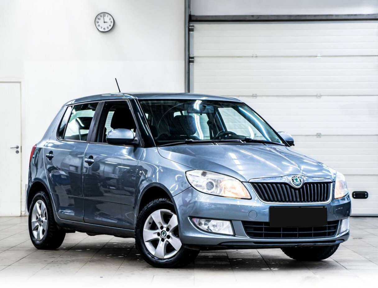Skoda Fabia б/у, 2012, Автоматическая. Фото: #1