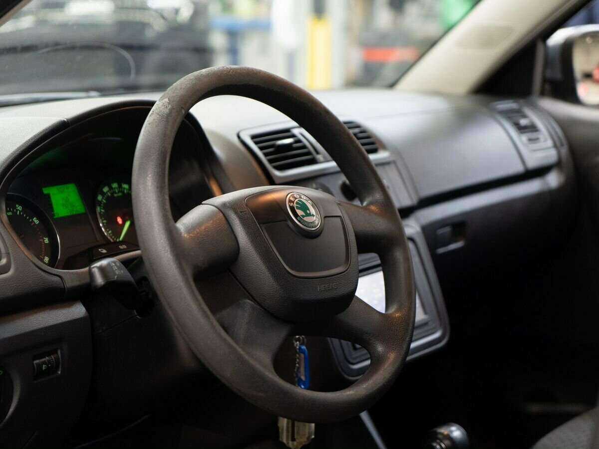 Skoda Fabia б/у, 2012, Автоматическая. Фото: #4