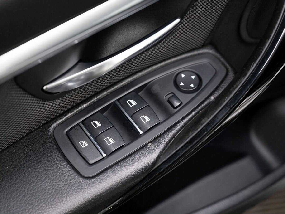 BMW 3 серии б/у, 2016, Автоматическая. Фото: #17