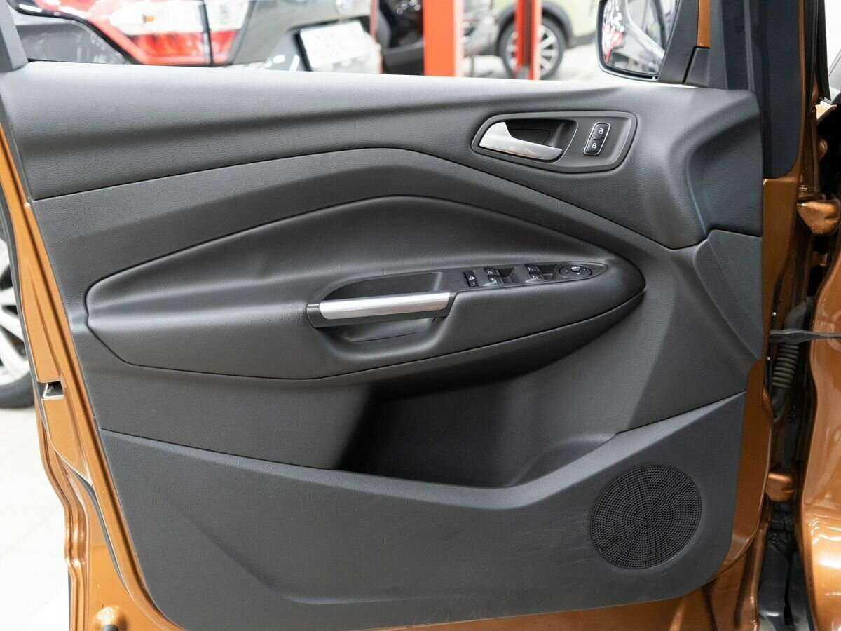 Ford Kuga б/у, 2013, Роботизированная. Фото: #14