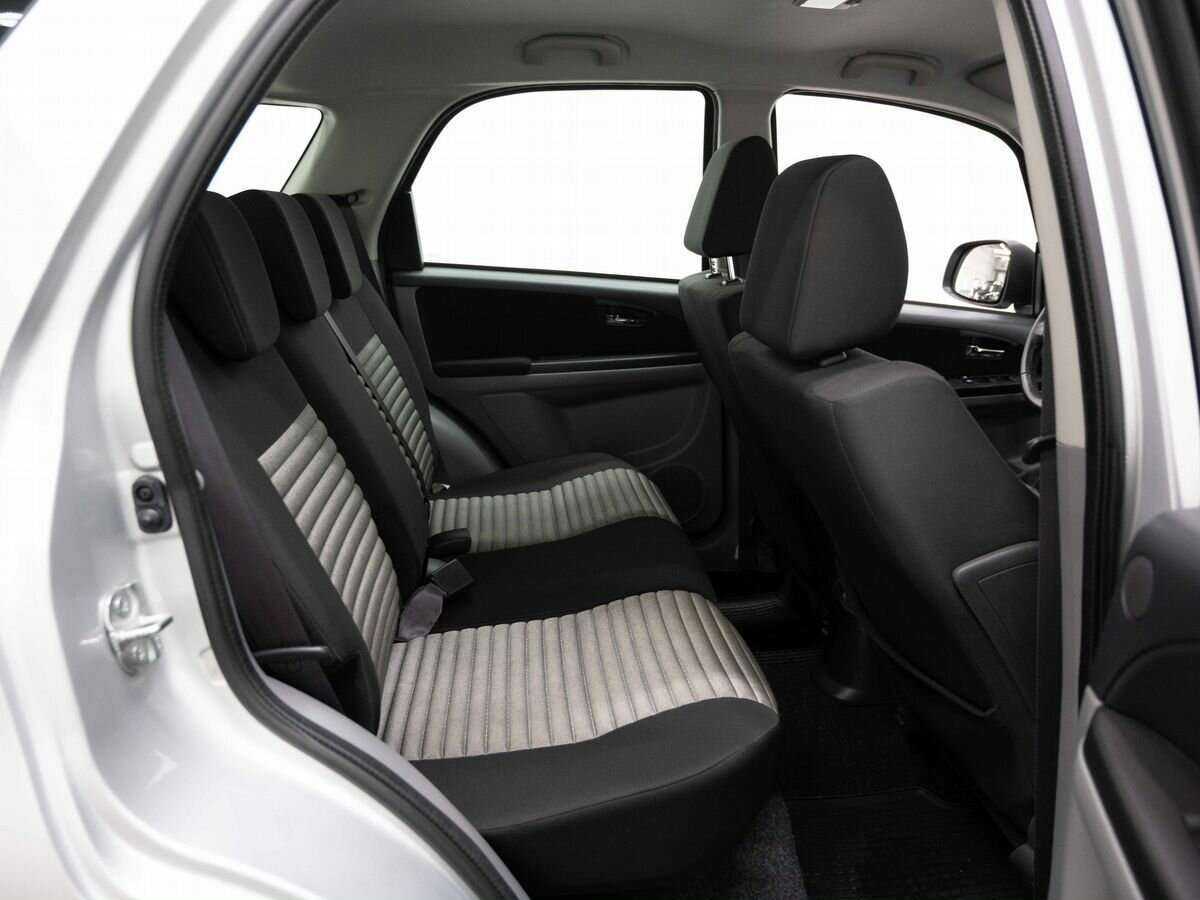Suzuki SX4 б/у, 2013, Механическая. Фото: #8