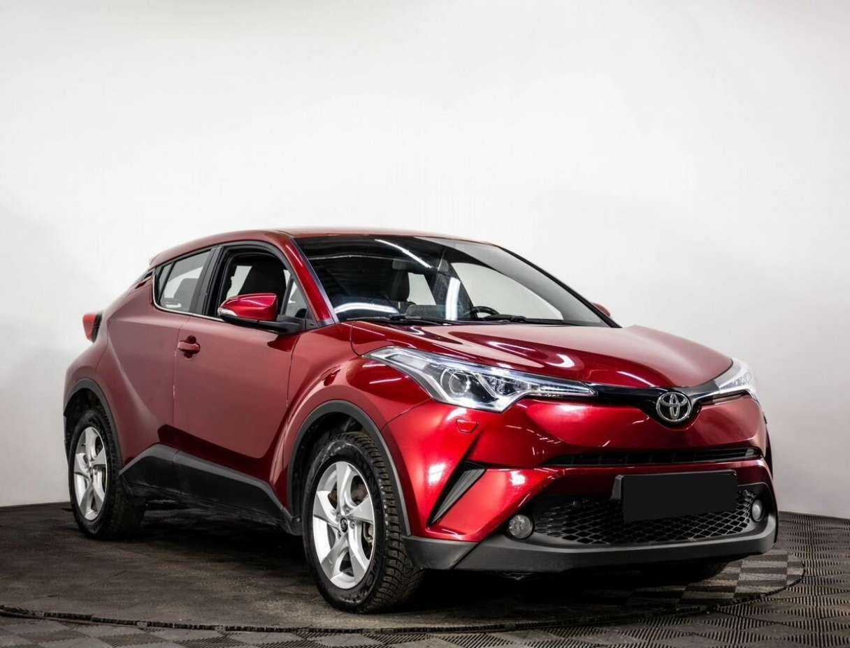 Toyota C-HR б/у, 2018, Вариатор. Фото: #1