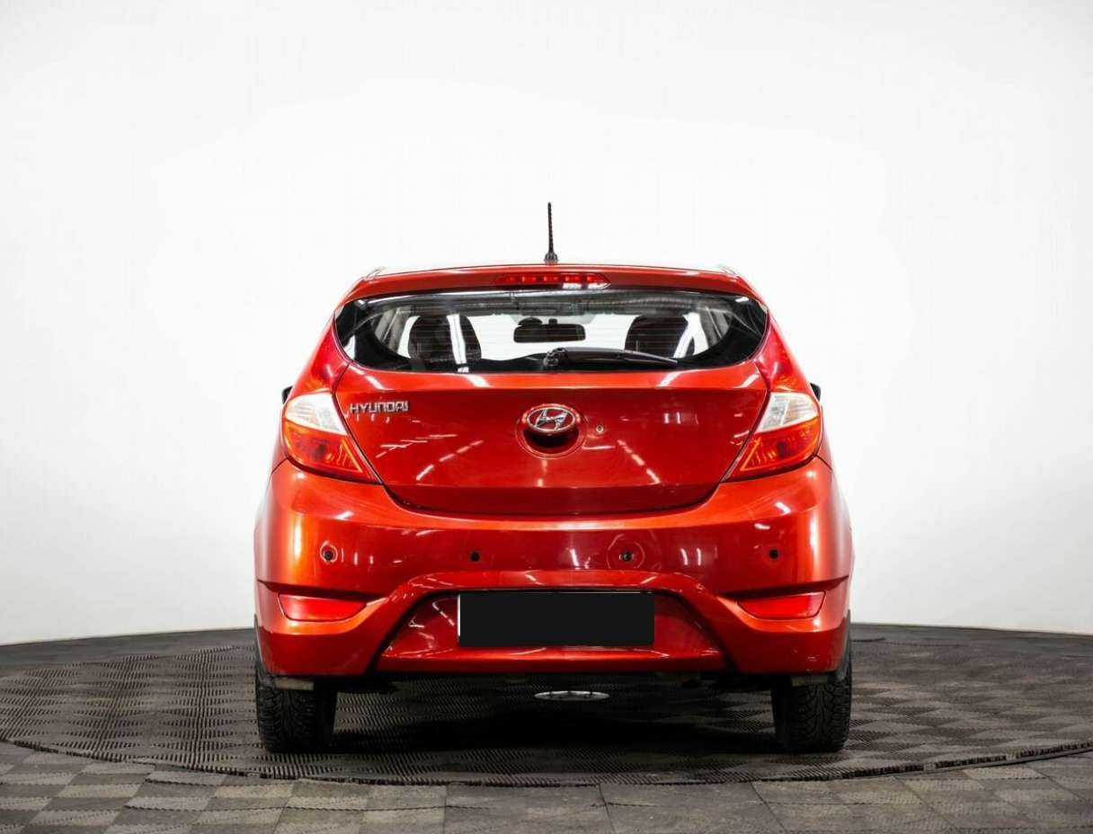 Hyundai Solaris б/у, 2012, Автоматическая. Фото: #3