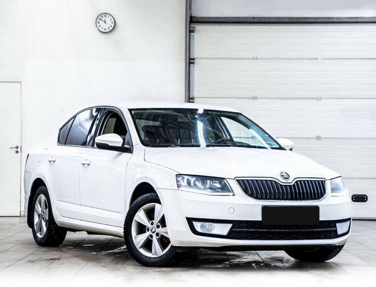 Skoda Octavia б/у, 2014, Механическая. Фото: #1