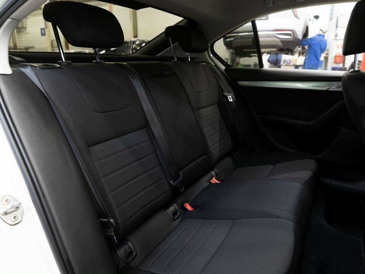 Skoda Octavia б/у, 2014, Механическая. Фото: #6