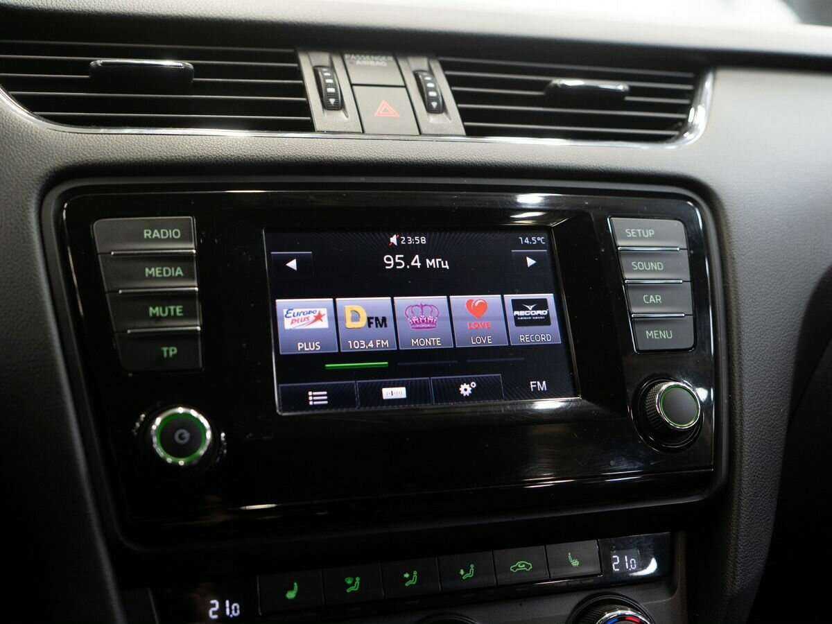 Skoda Octavia б/у, 2014, Механическая. Фото: #10