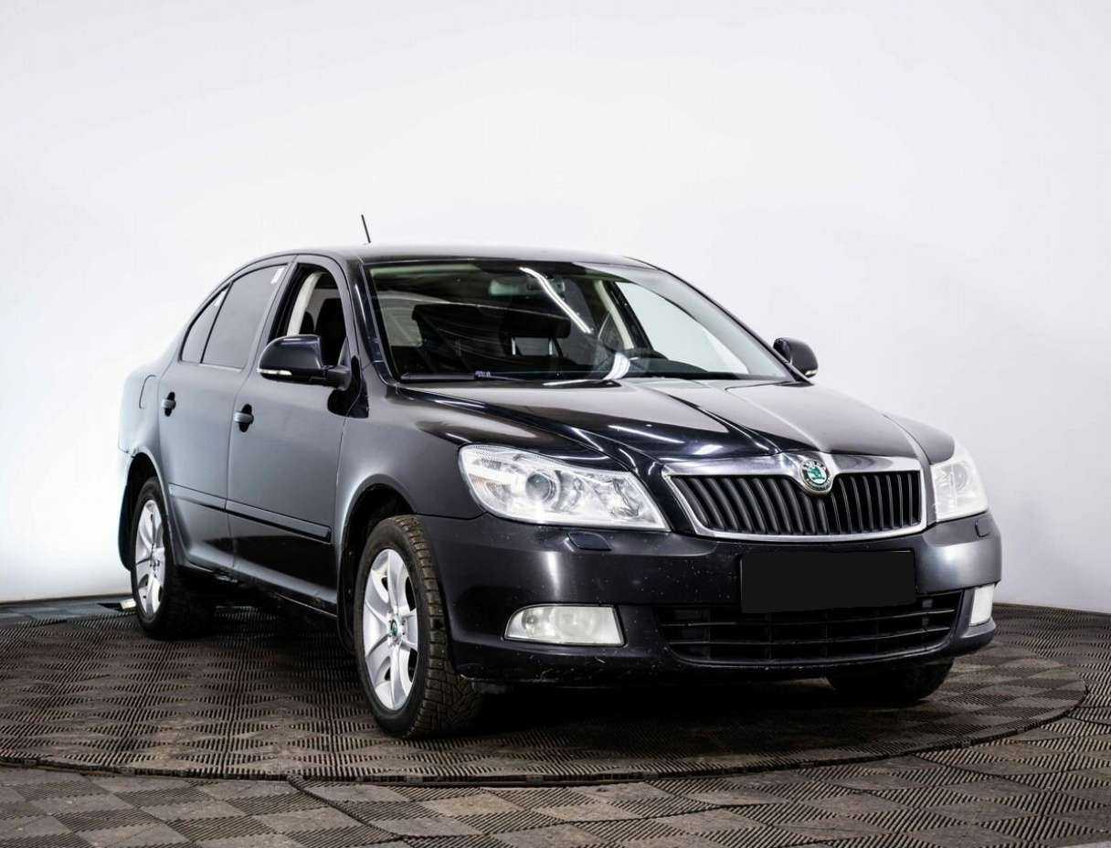 Skoda Octavia б/у, 2012, Механическая. Фото: #1