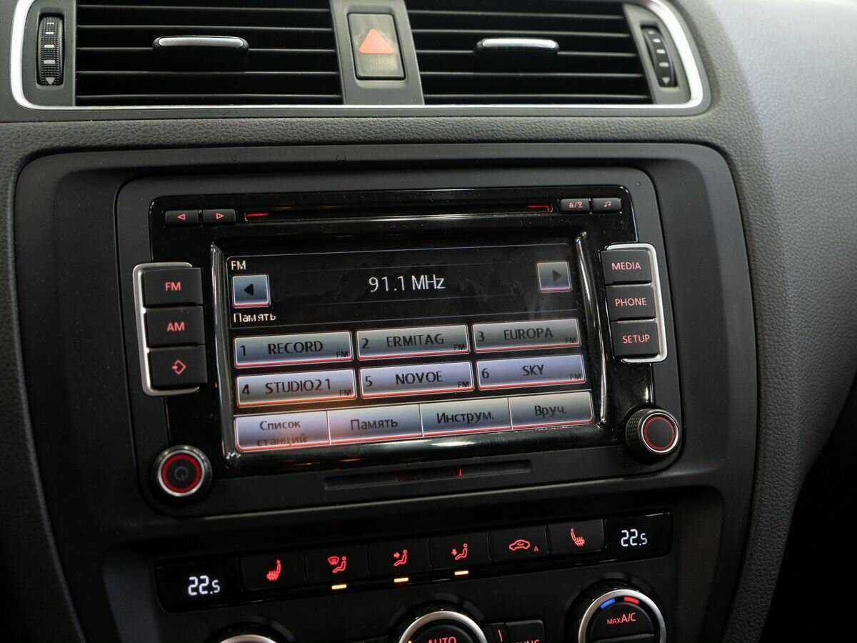 Volkswagen Jetta б/у, 2013, Автоматическая. Фото: #12