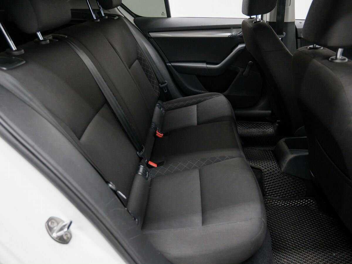 Шкода Октавия б/у, 2017, Автоматическая. Фото: #8